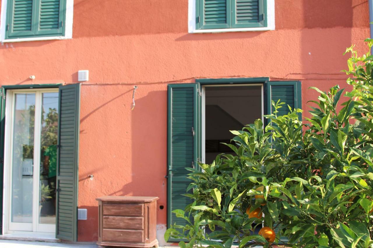 Aeroporto Bellini Rooms CTA Exterior foto