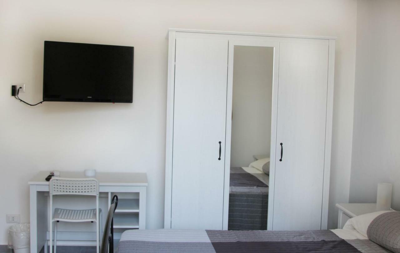 Aeroporto Bellini Rooms CTA Exterior foto